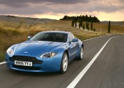 Aston Martin Vantage V8